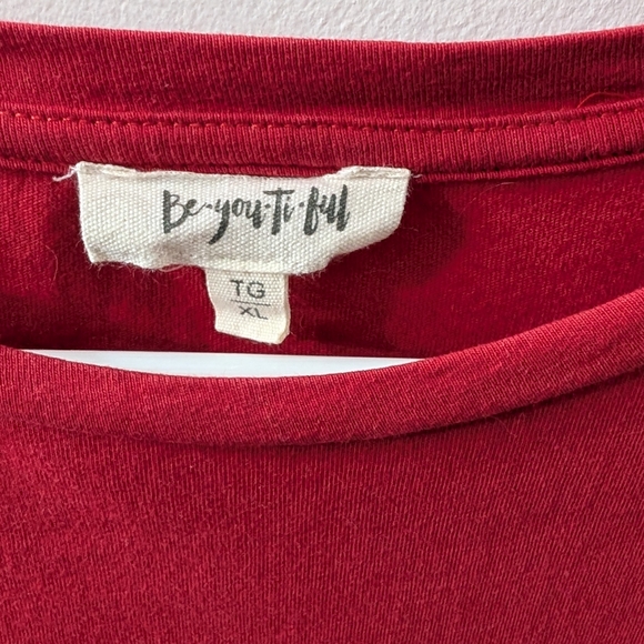 BeYouTiful Red Top - Picture 2 of 5